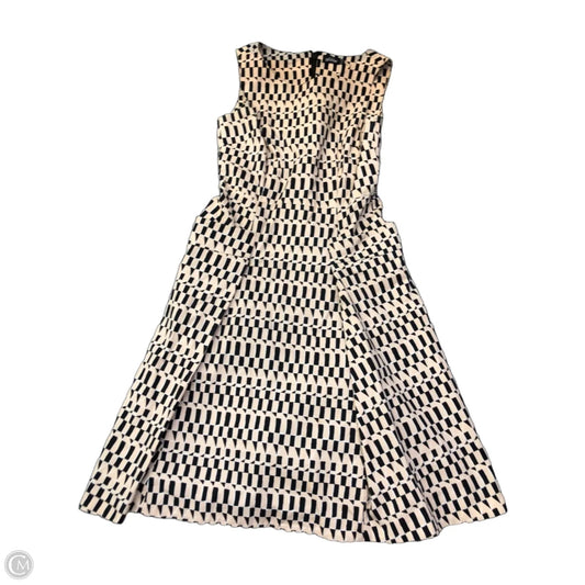 Dress Designer By Kate Spade In Geometric Pattern, Size: 0