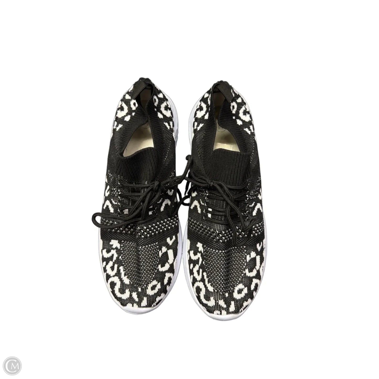 Shoes Athletic By Clothes Mentor In Black & White, Size: 10