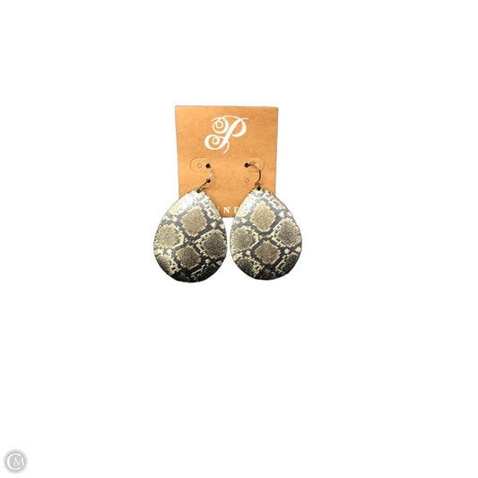Earrings Dangle/drop By Plunder, Size: 02 Piece Set