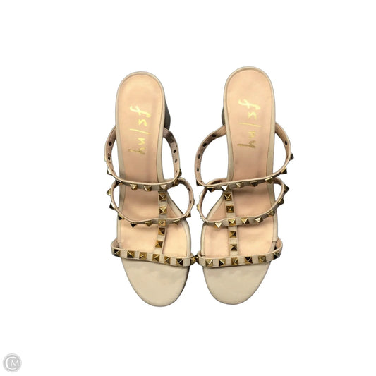 Sandals Heels Block By Clothes Mentor In Cream, Size: 9