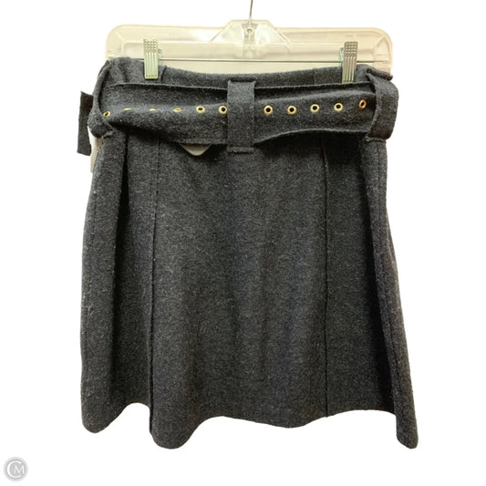 Skirt Mini & Short By Clothes Mentor In Grey, Size: S