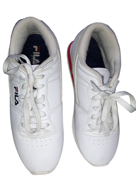 White Shoes Sneakers Fila, Size 8