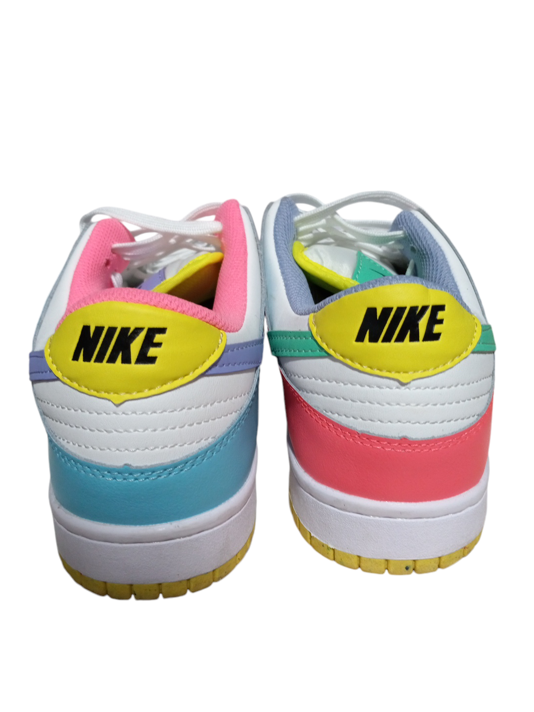 Shoes Sneakers By Nike In Multi-colored, Size: 10