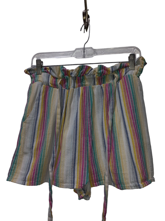 Striped Pattern Shorts Set Hummingbird, Size M