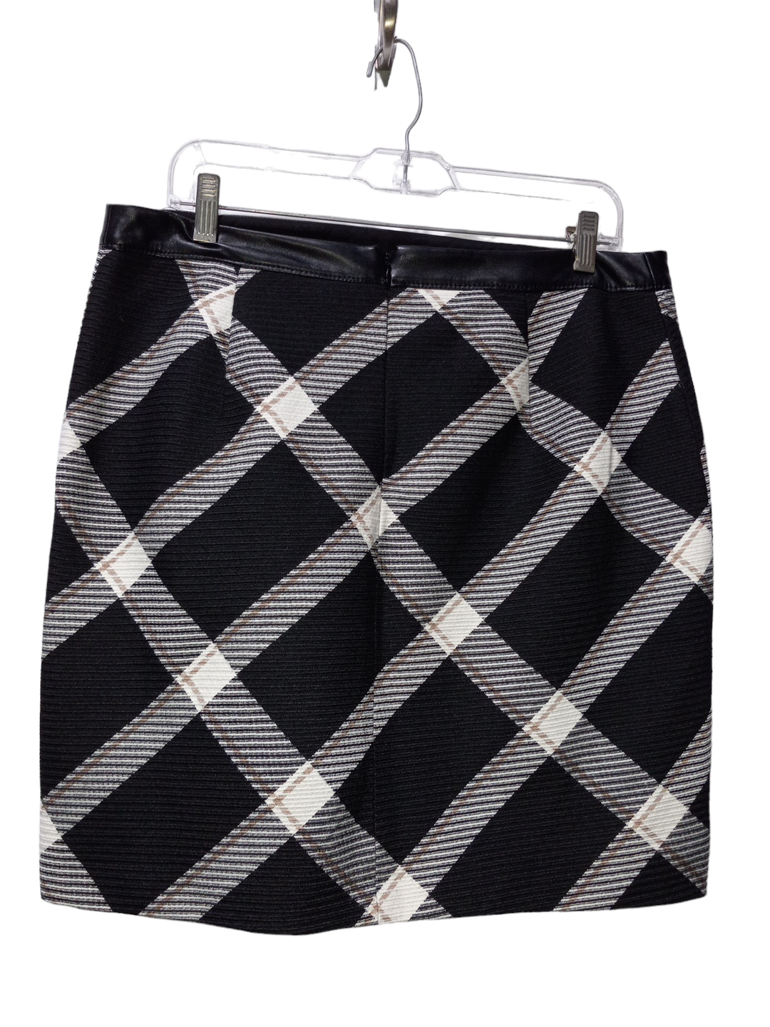 Plaid Skirt Mini & Short White House Black Market, Size 12