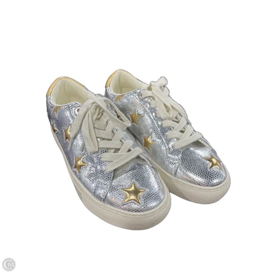 Shoes Sneakers By Kurt Geiger London In Gold & Silver, Size: 6.5
