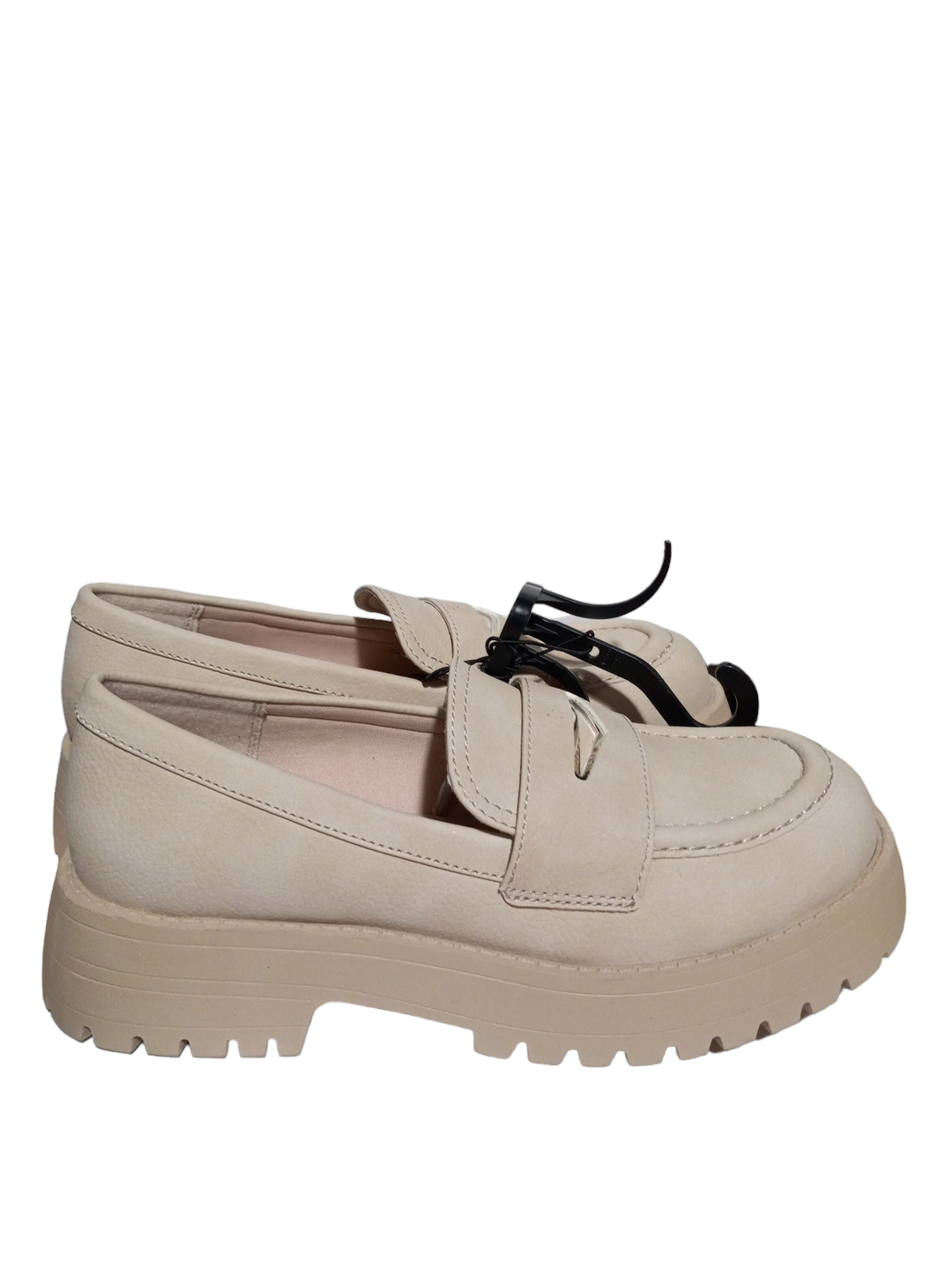 Cream Shoes Flats No Boundaries, Size 7