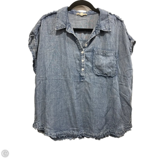 Top Short Sleeve By Doe & Rae In Blue Denim, Size: M
