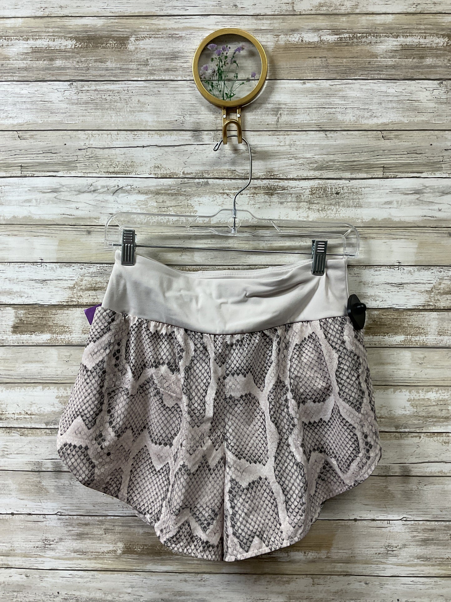 Athletic Shorts By Varley In Snakeskin Print, Size:S