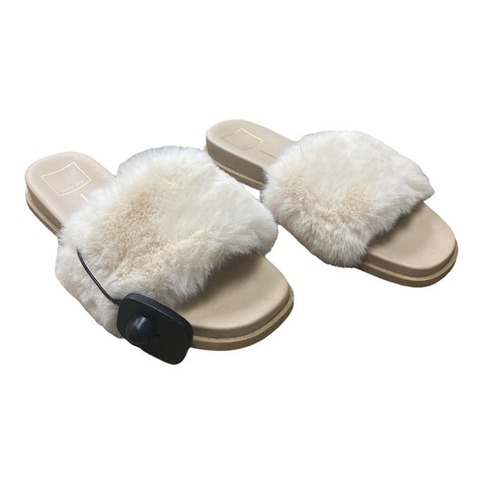 Beige Sandals Flats Dolce Vita, Size 8.5