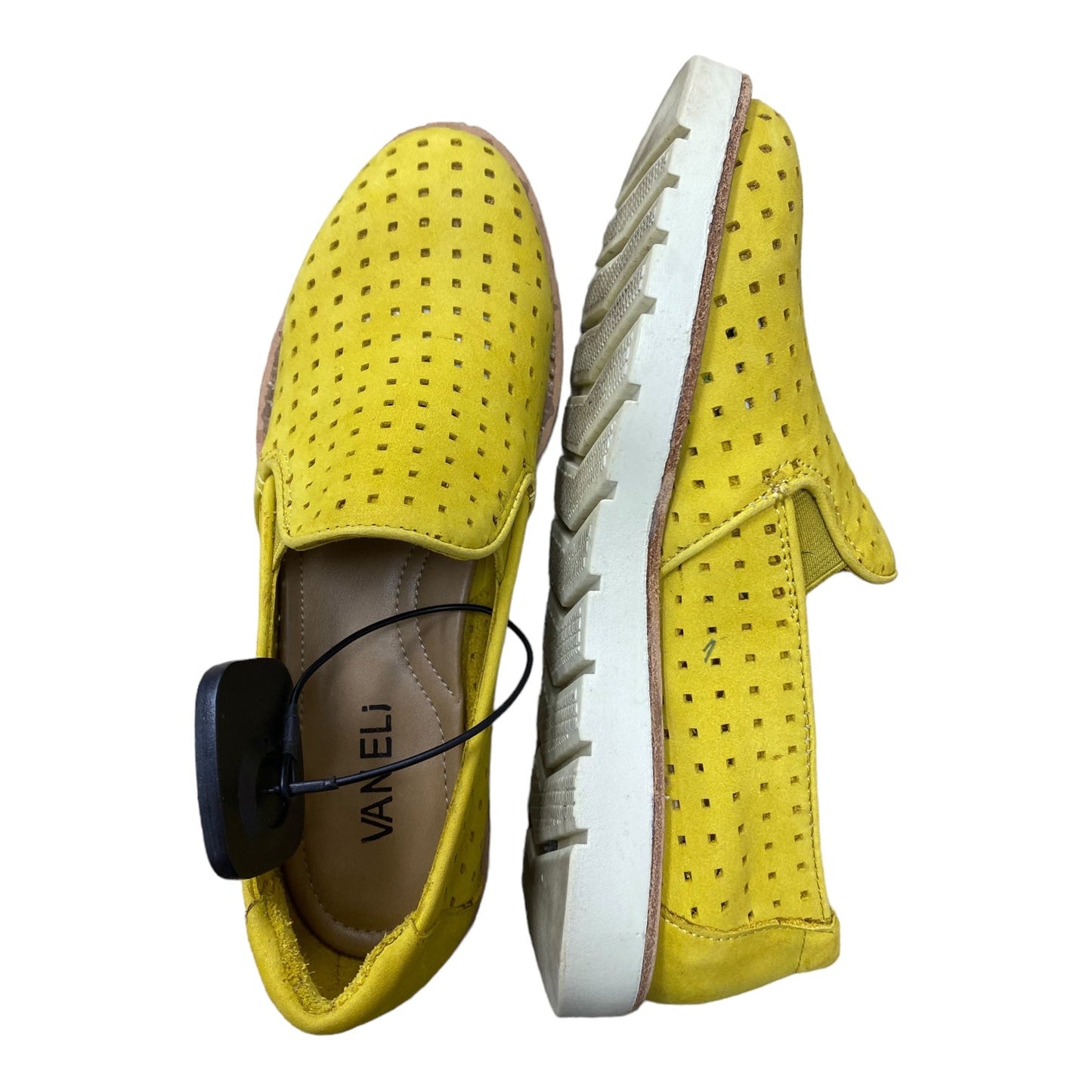 Yellow Shoes Flats Vaneli, Size 5