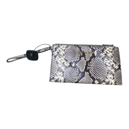 Wristlet Designer By Michael Kors, Size: Medium