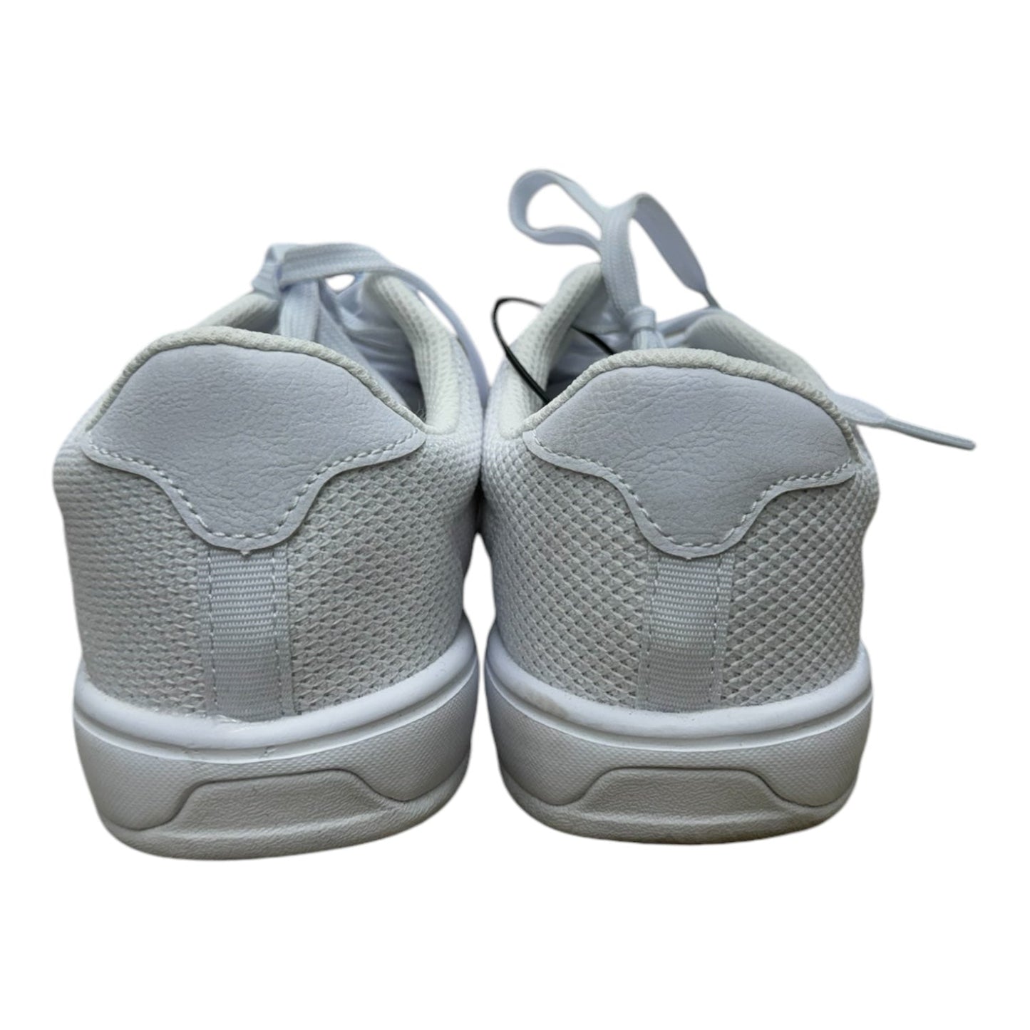 Shoes Athletic By Cmc In White, Size: 8