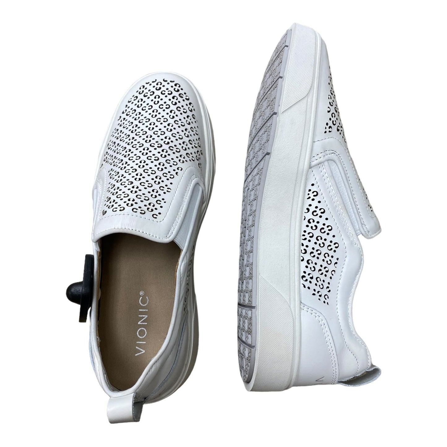 White Shoes Sneakers Vionic, Size 8.5