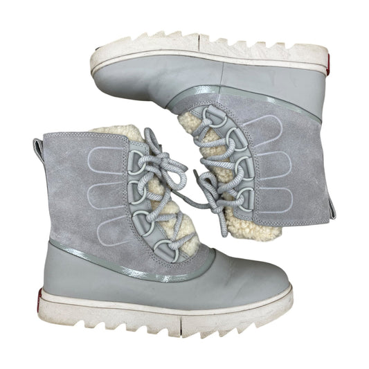 Boots Designer By Sorel In Grey, Size: 8.5