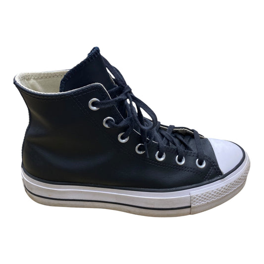 Shoes Sneakers By Converse In Black & White, Size: 8