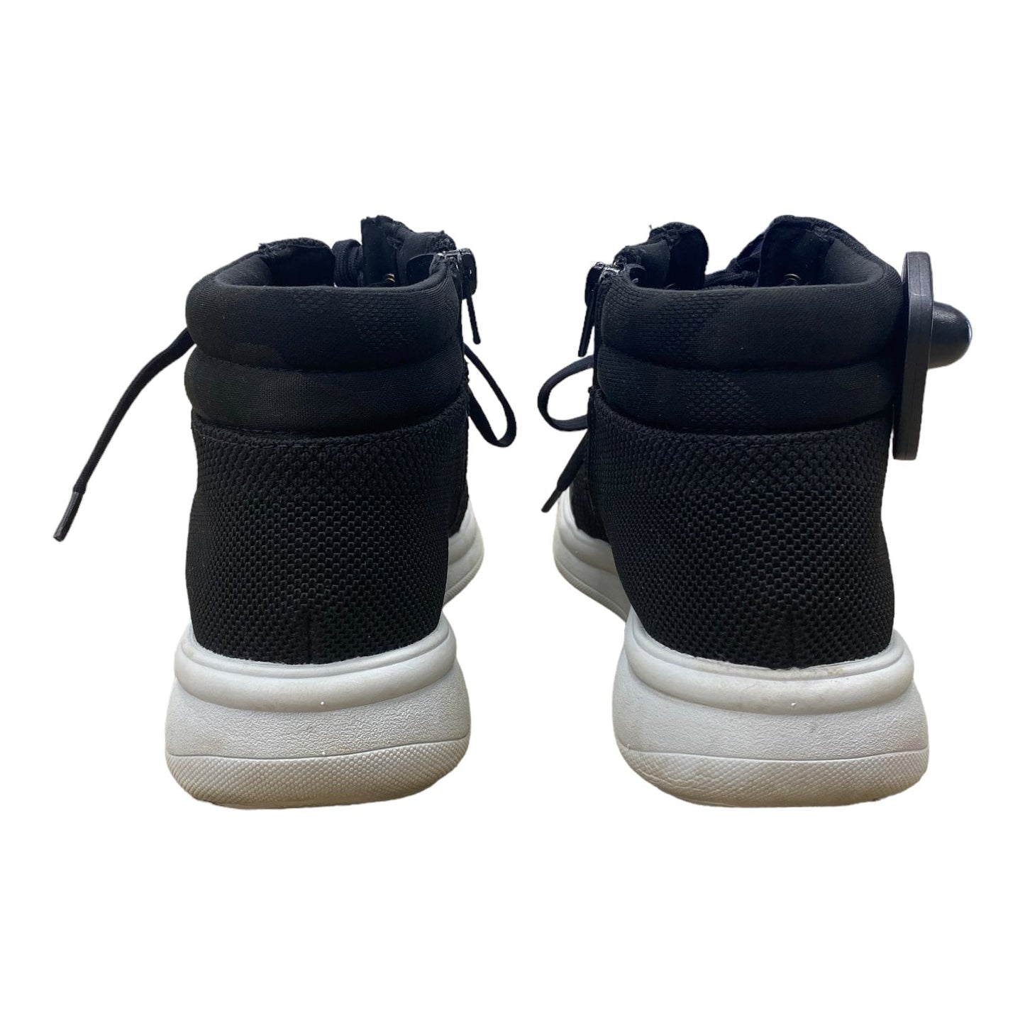 Black Shoes Athletic Clarks, Size 6