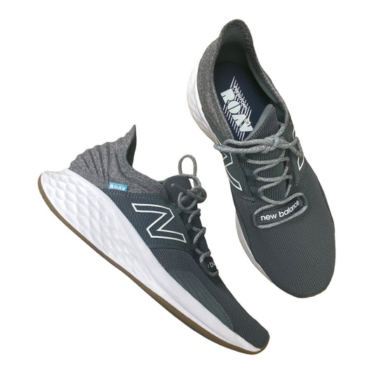 Grey Shoes Athletic New Balance, Size 10