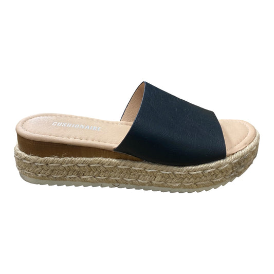 Multi-colored Sandals Flats Cushionaire, Size 8