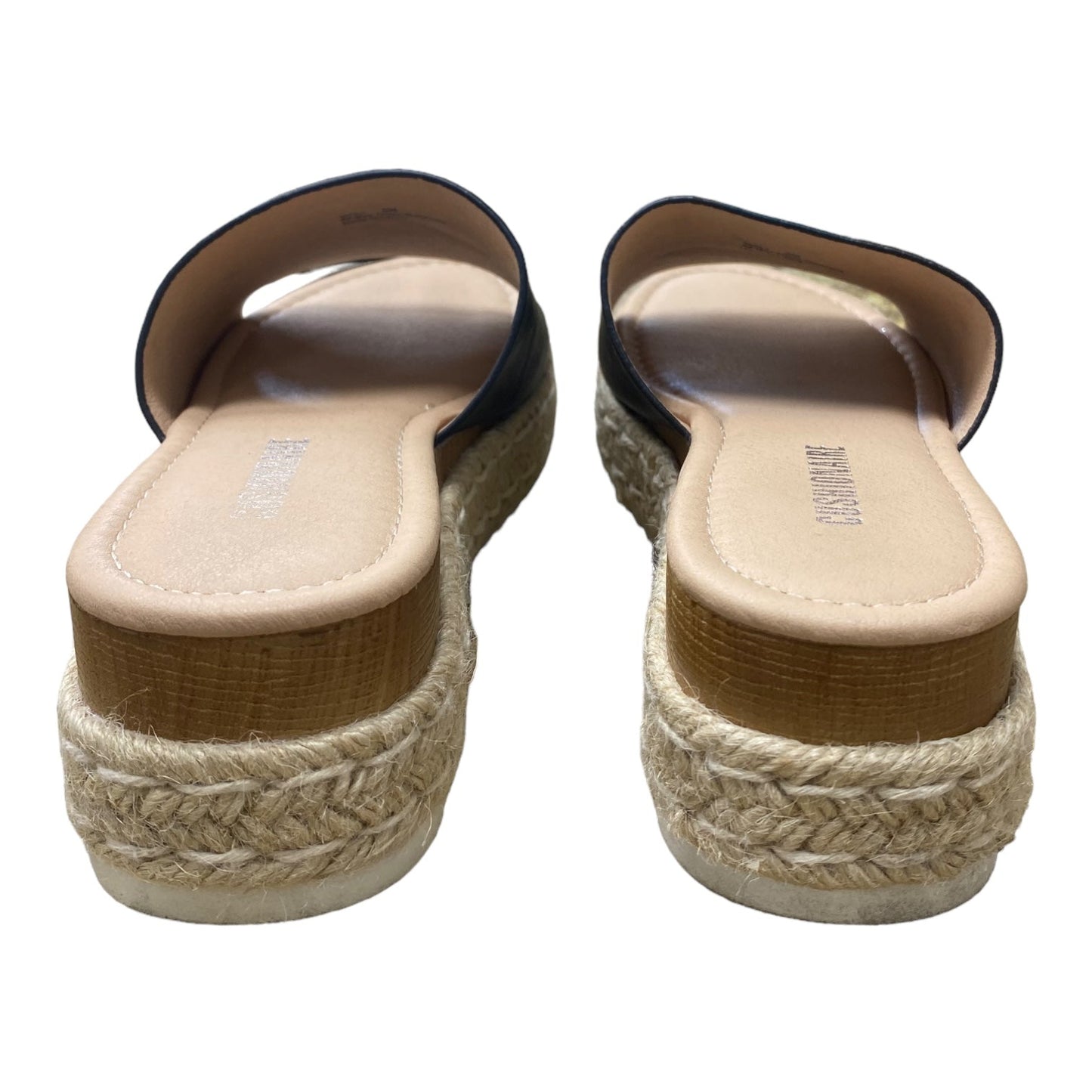 Multi-colored Sandals Flats Cushionaire, Size 8