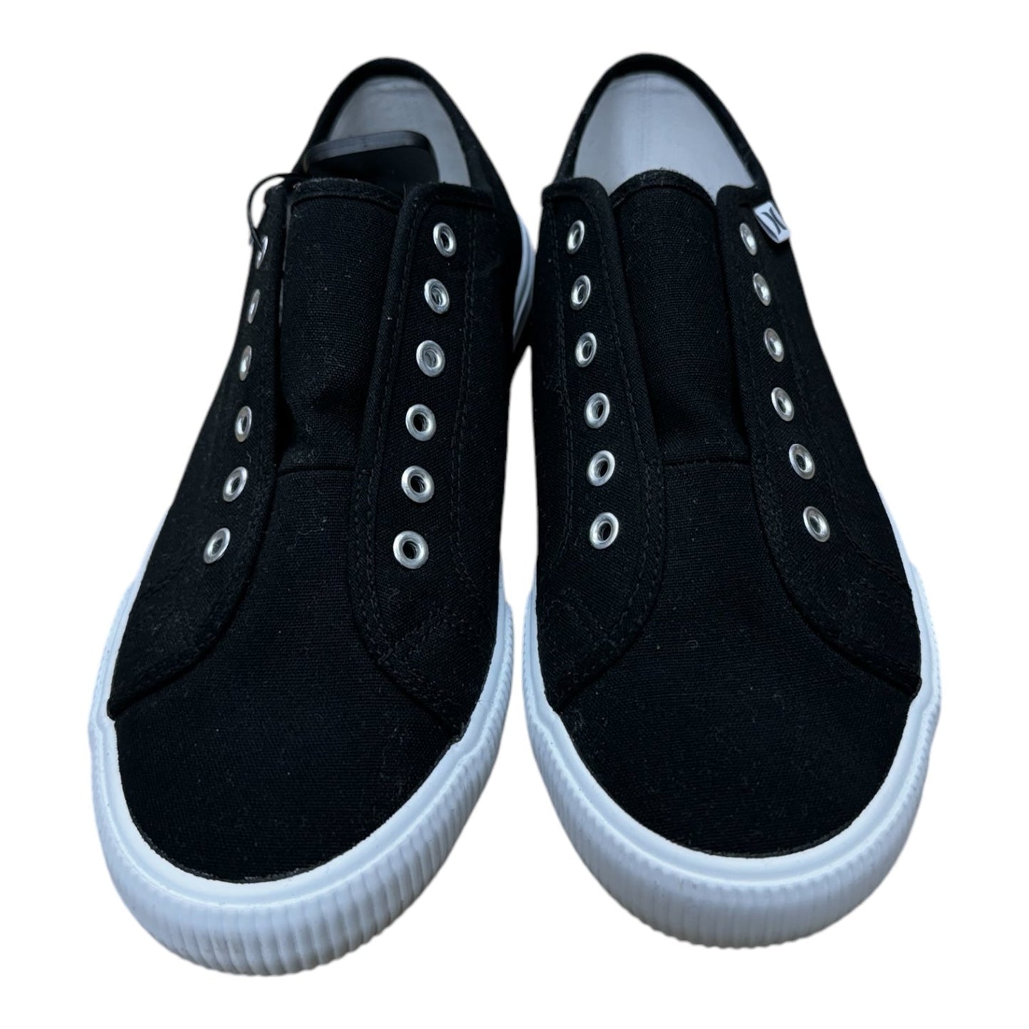 Shoes Sneakers By Cmc In Black & White, Size: 8.5