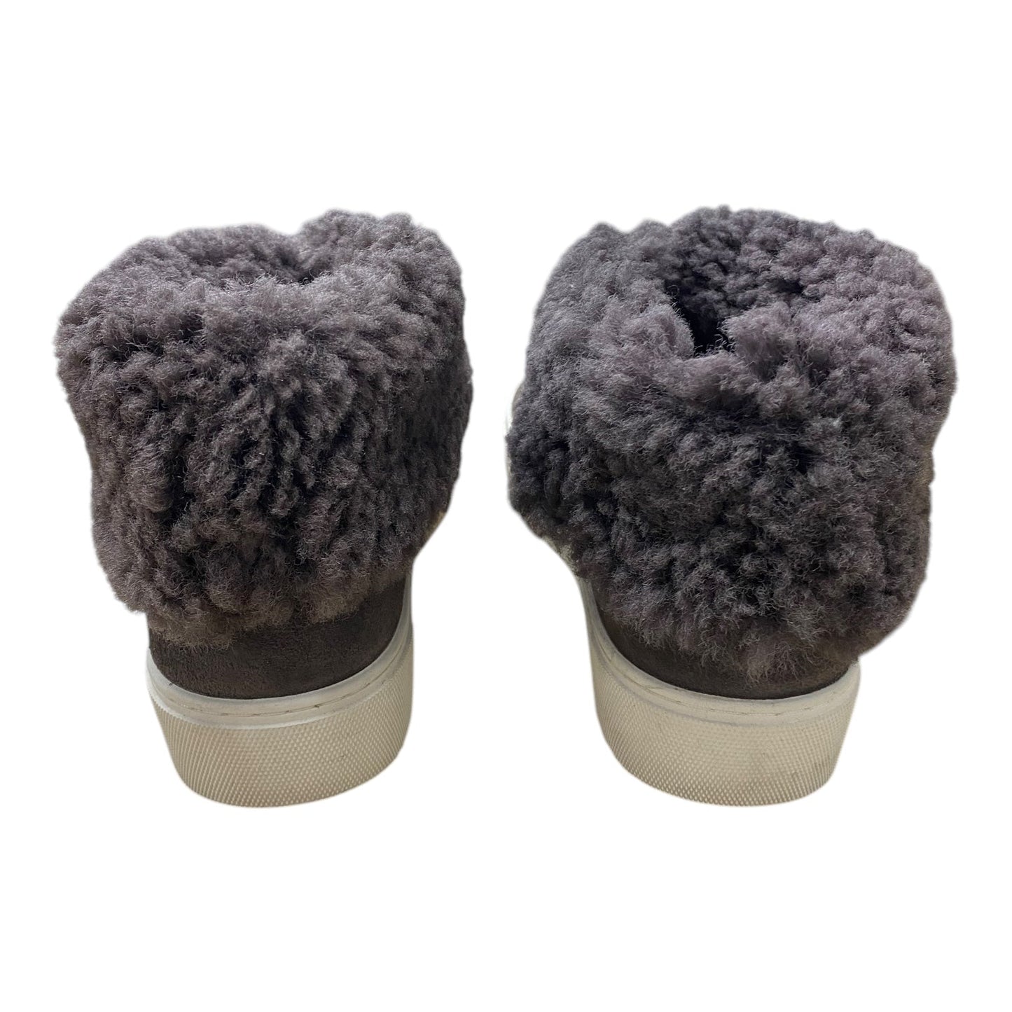 Boots Ankle Flats By Ugg In Taupe, Size: 6