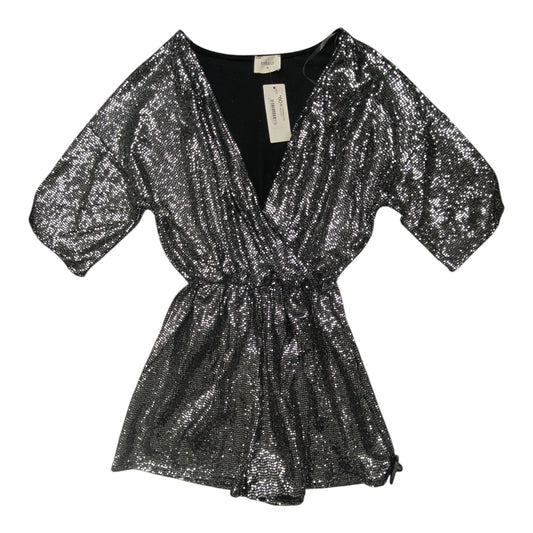 Romper By Everly In Silver, Size: L