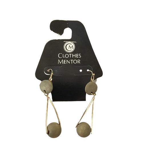 Earrings Dangle/drop By Clothes Mentor