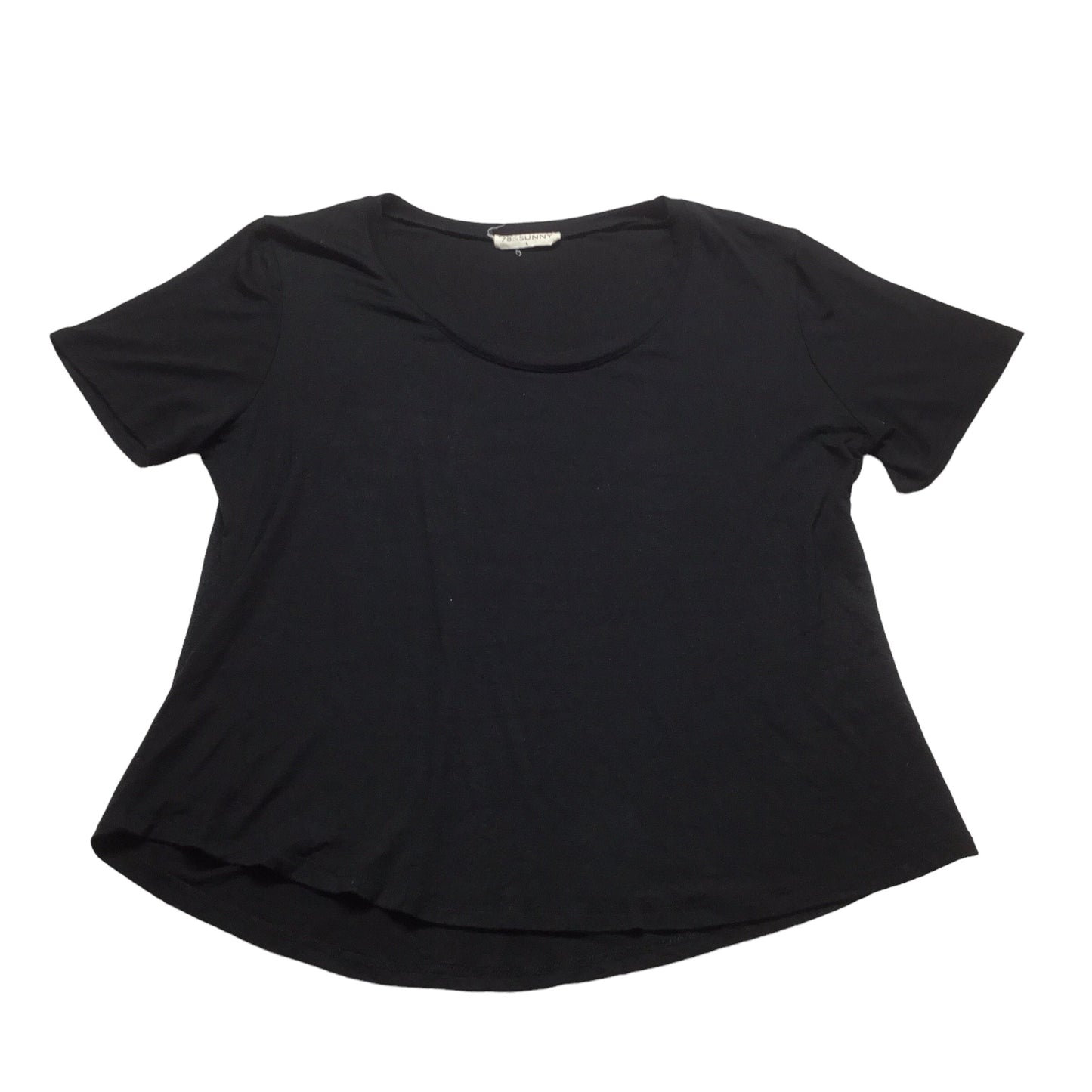 Top Short Sleeve Basic By Clothes Mentor  Size: L