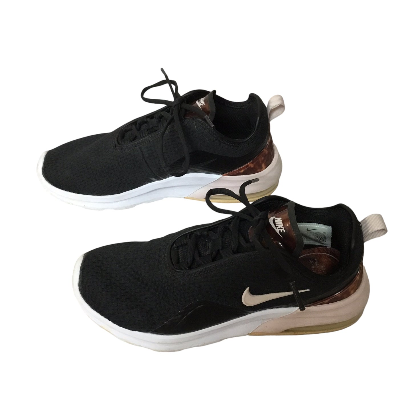 Shoes Athletic By Nike In Black, Size: 6