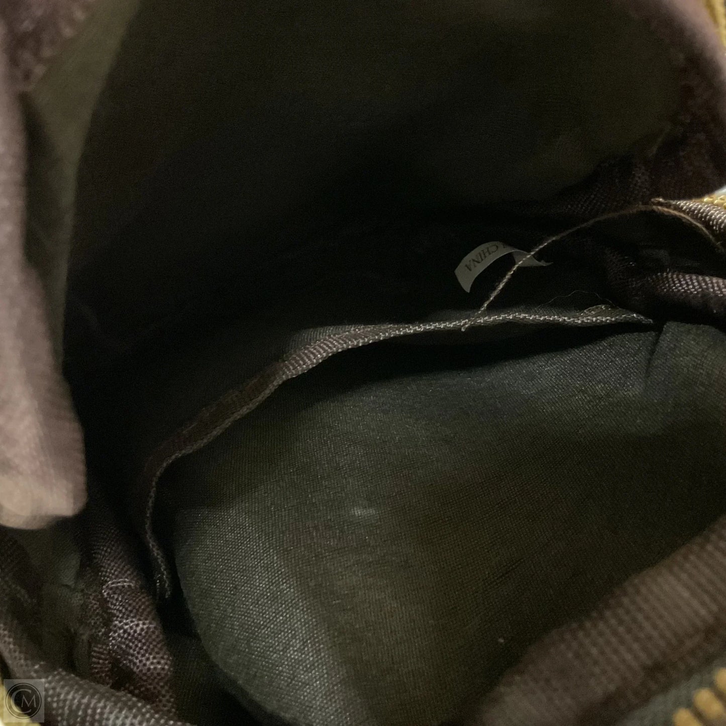 Belt Bag By Clothes Mentor, Size: Medium