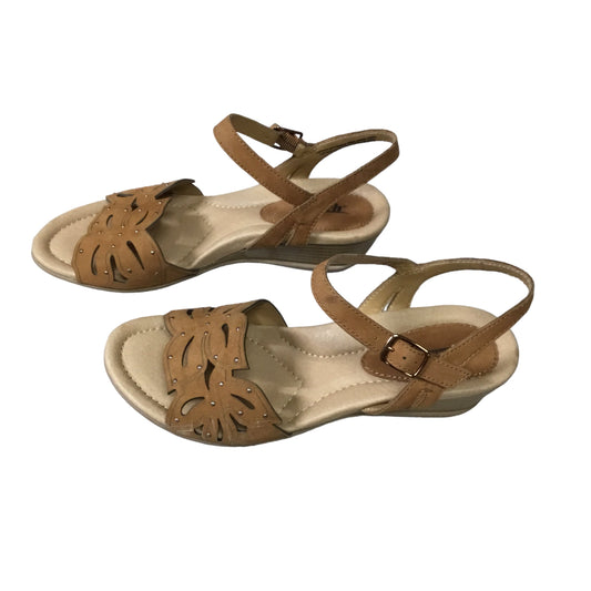 Sandals Flats By Earth  Size: 9