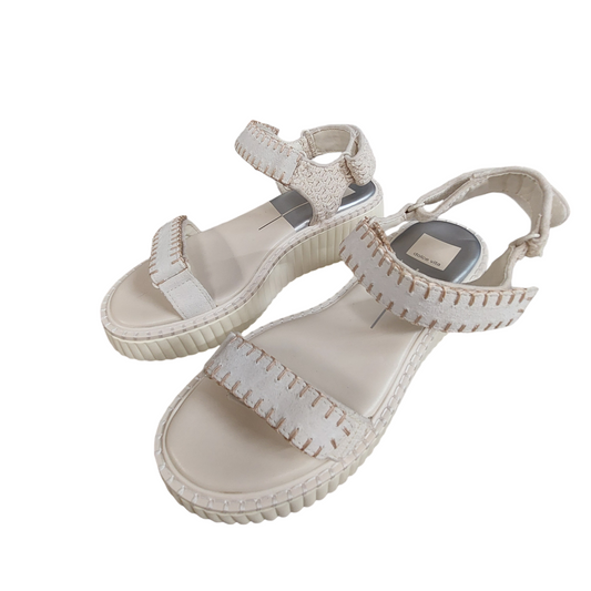 Sandals Flats By Dolce Vita In Beige, Size: 8.5