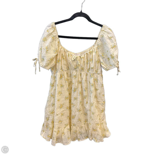 Dress Casual Short By Clothes Mentor In Yellow, Size: Xl