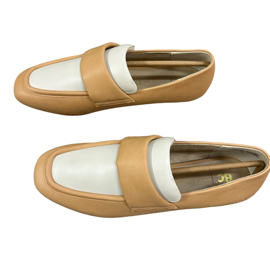 Shoes Flats By Bc Clothing Company In Tan & White, Size: 11