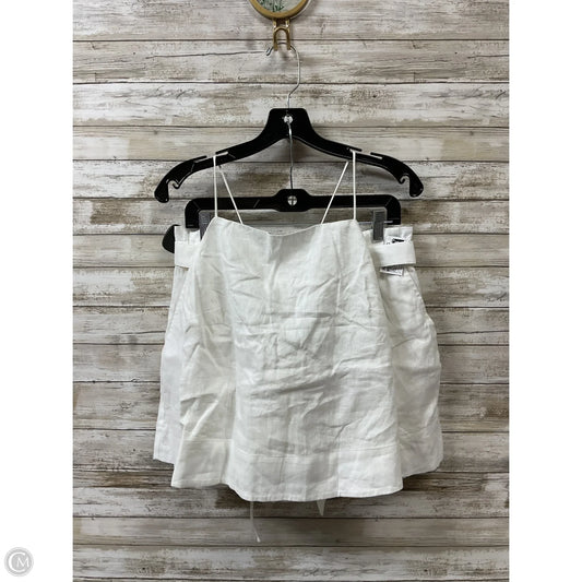 Shorts Set By Banana Republic In White, Size: M