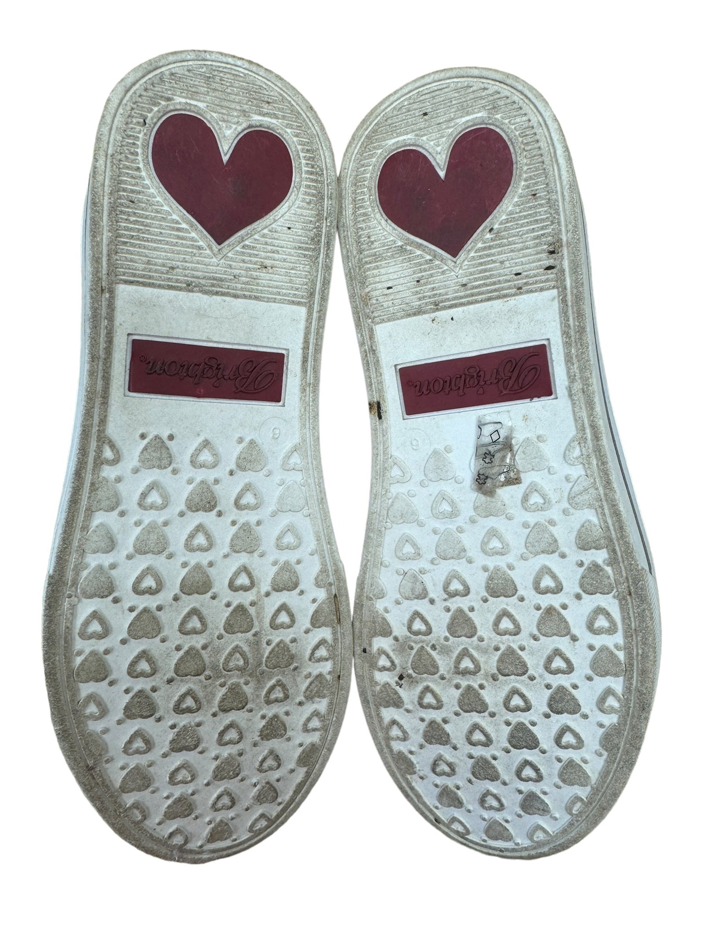 Shoes Sneakers By Brighton In Cream, Size: 6