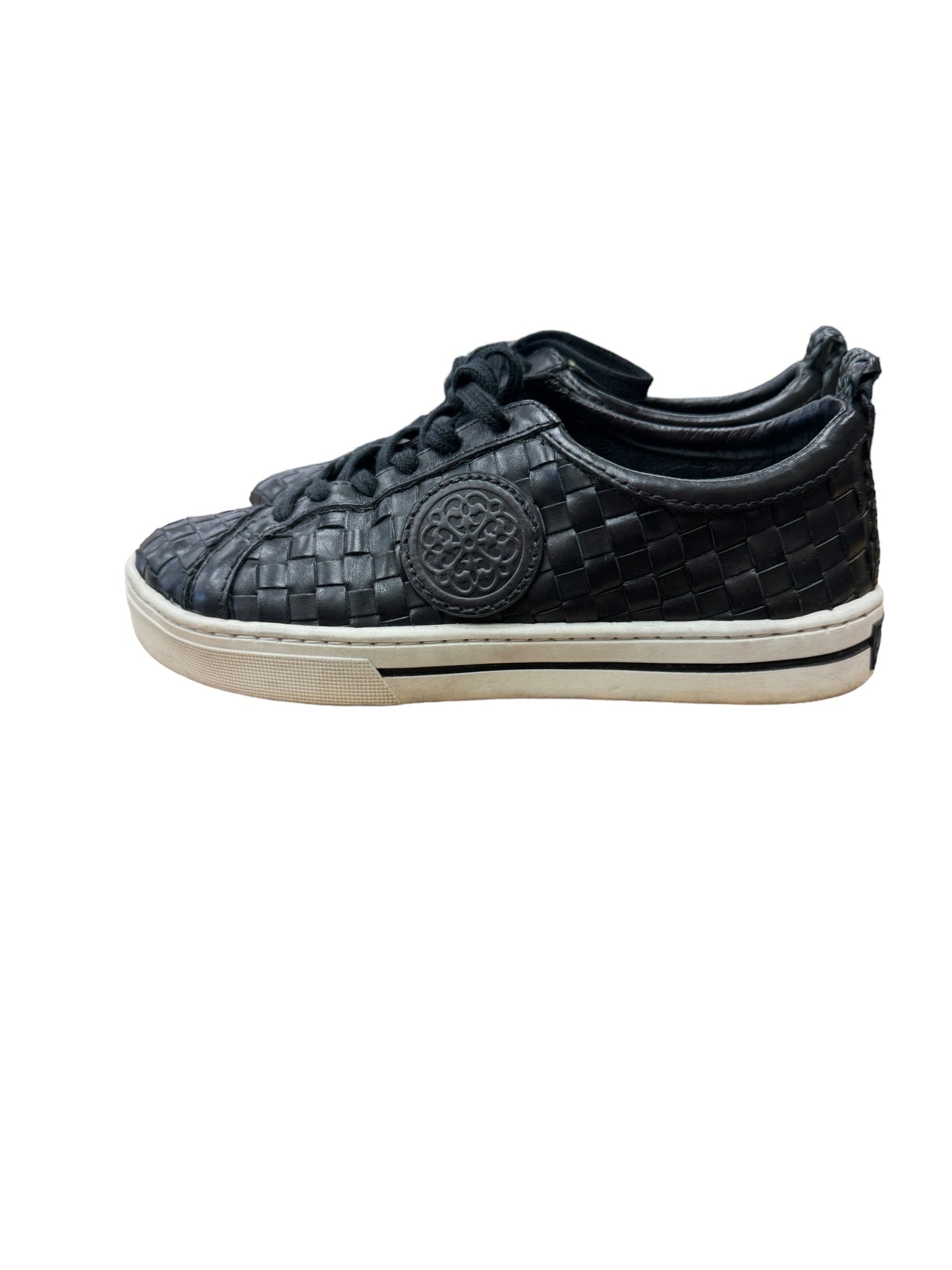 Shoes Sneakers By Brighton In Black, Size: 6