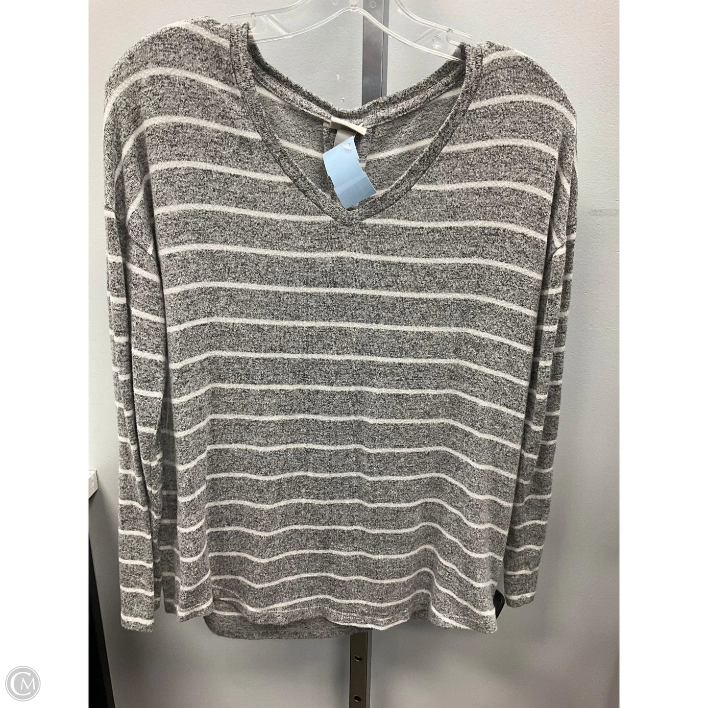 Top Long Sleeve By A New Day In Grey & White, Size: S