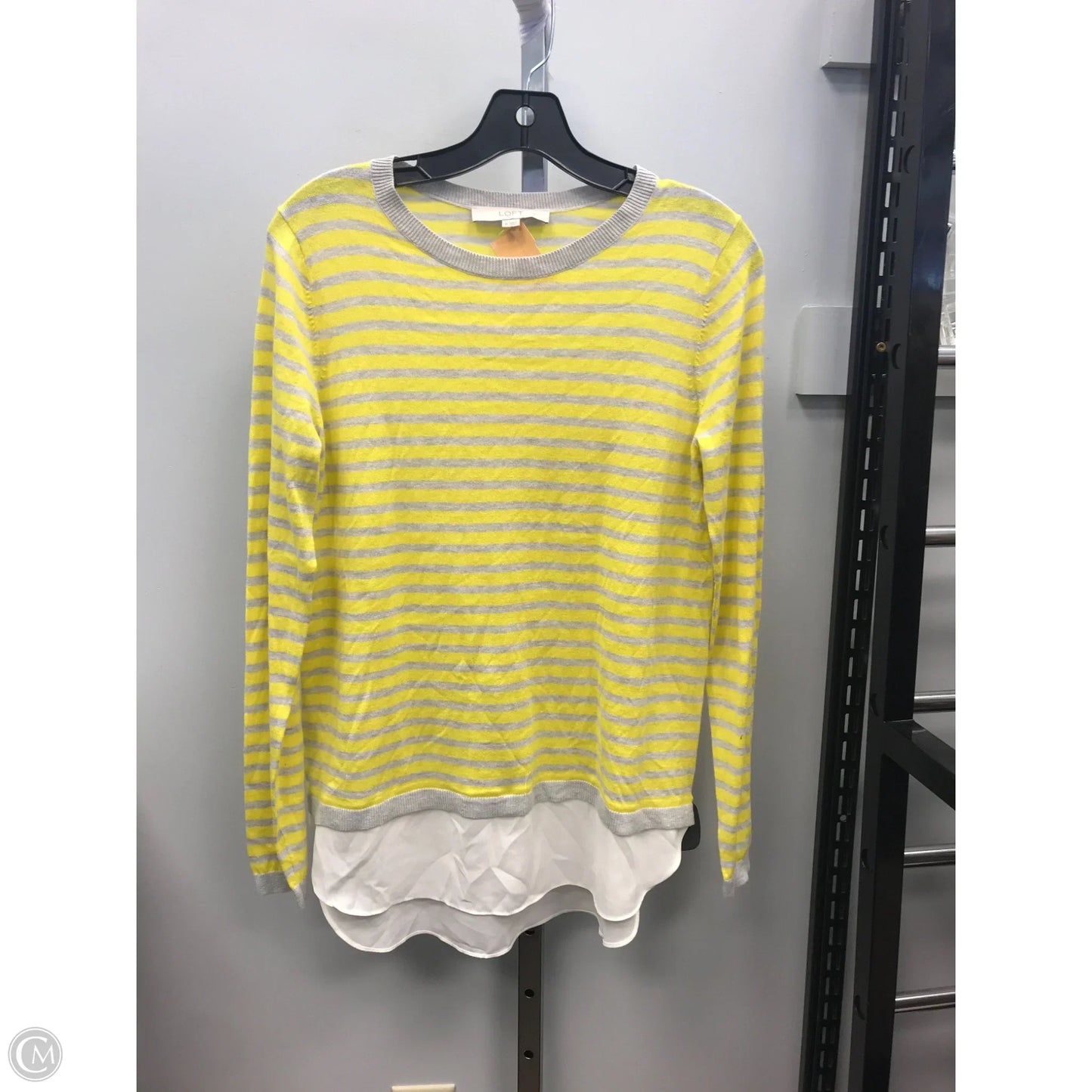 Top Long Sleeve By Loft In Striped Pattern, Size: M