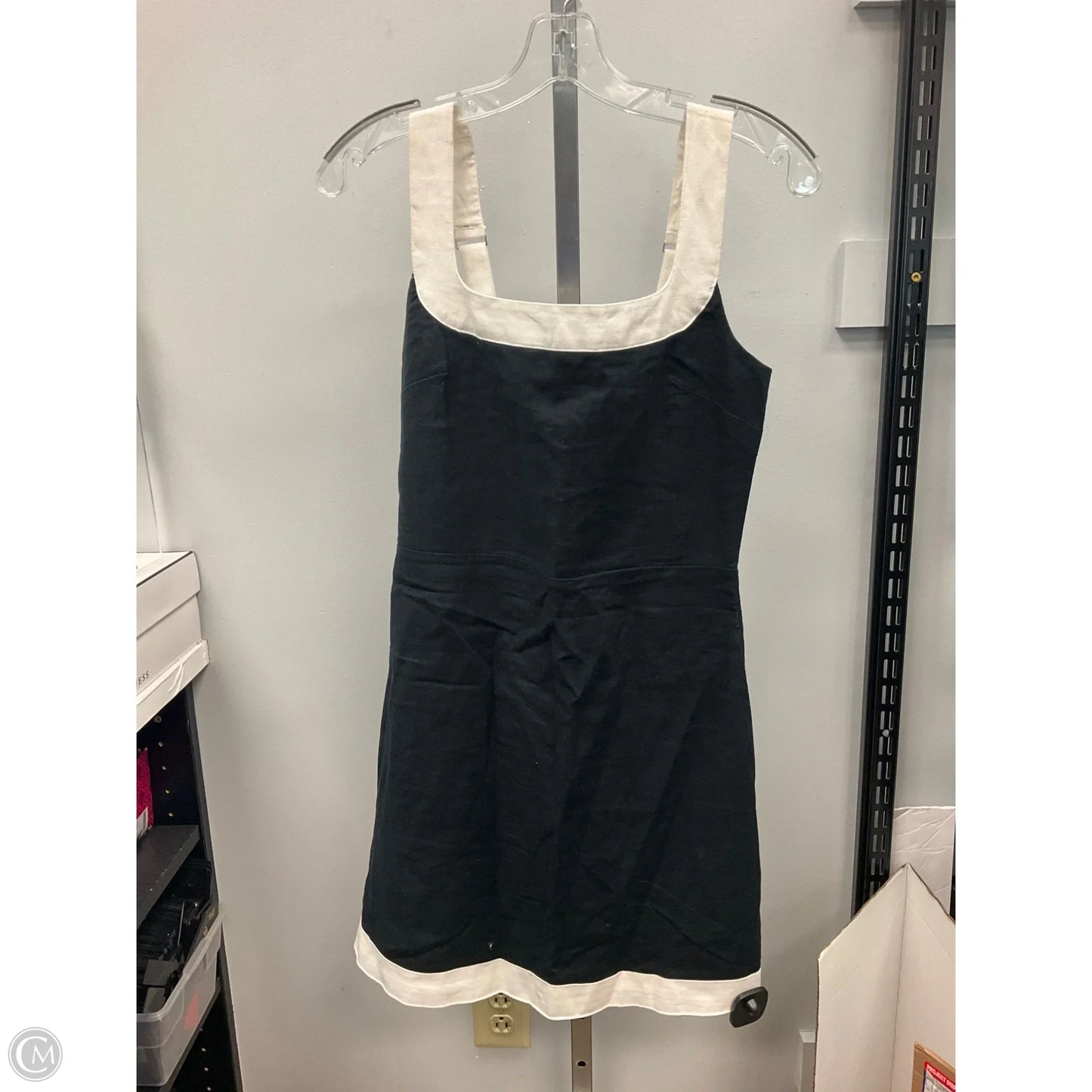 Dress Casual Short By Abercrombie And Fitch In Black & Cream, Size: S