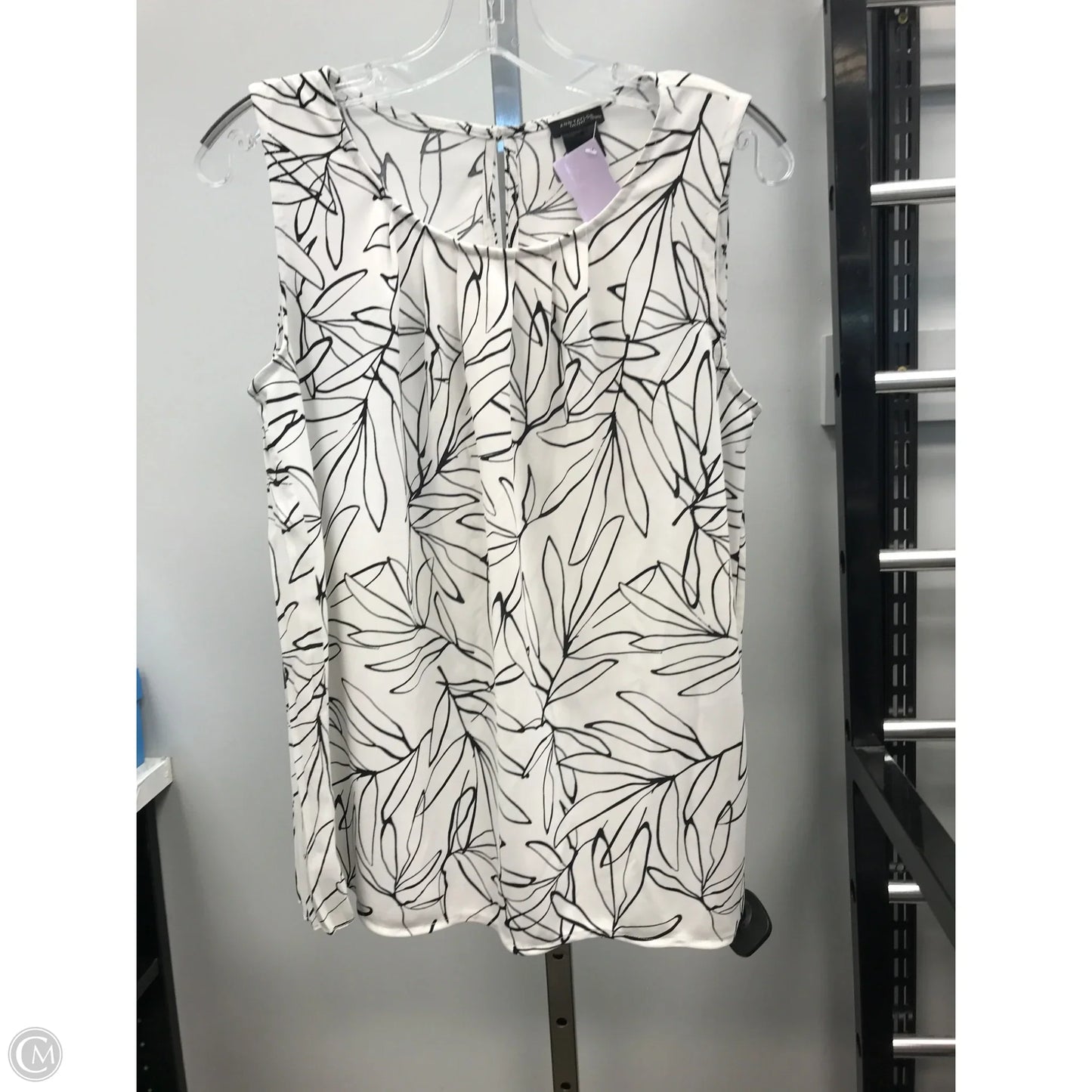 Top Sleeveless By Ann Taylor In White, Size: M