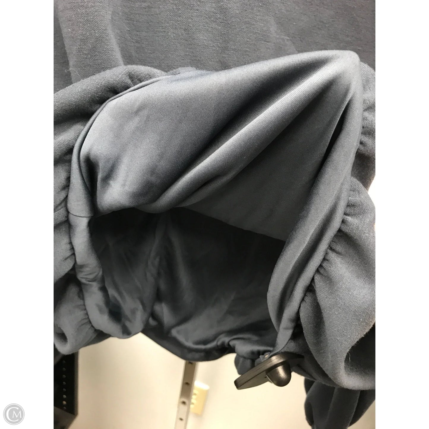 Top Long Sleeve By Cable And Gauge In Grey, Size: S