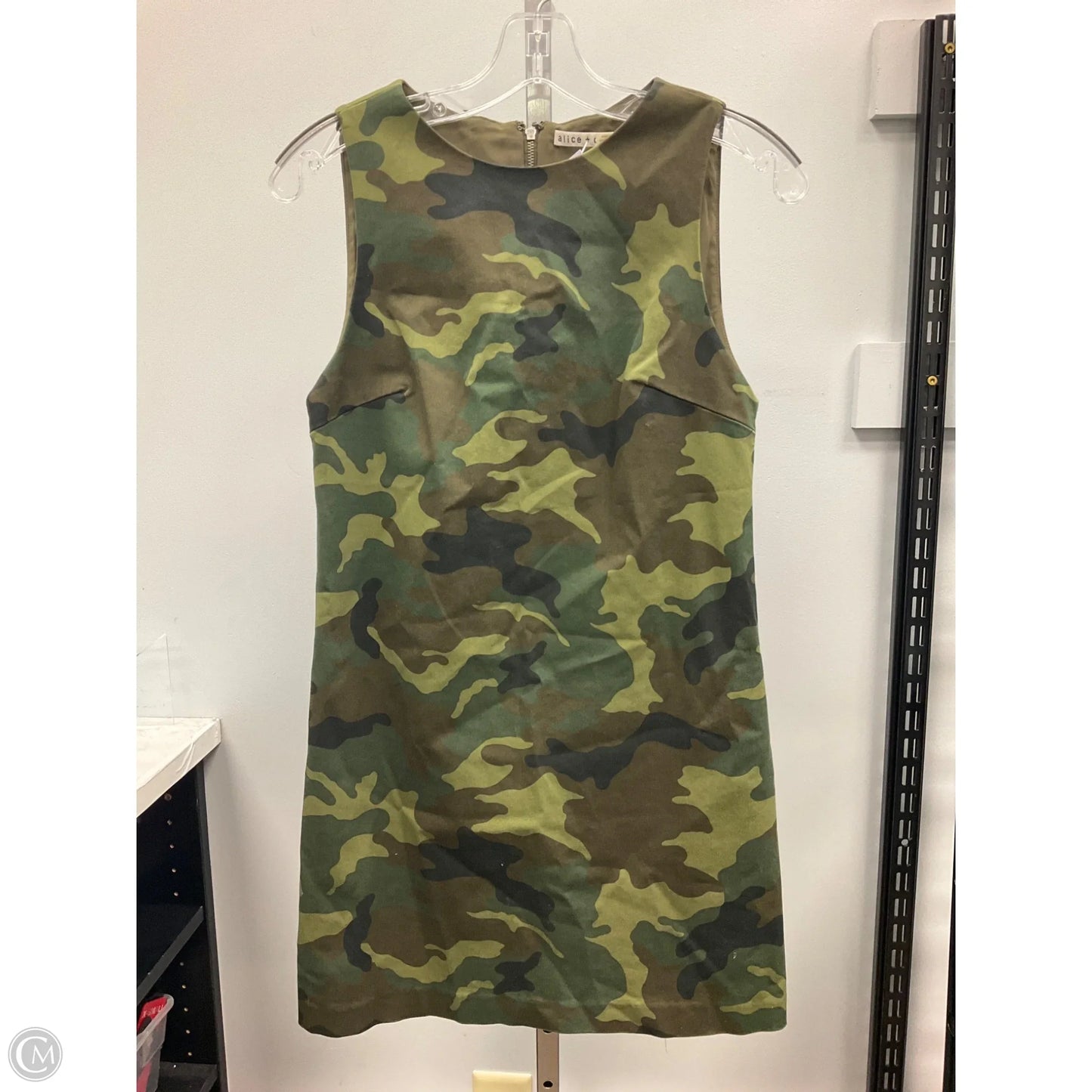 Dress Designer By Alice + Olivia In Camouflage Print, Size: 0