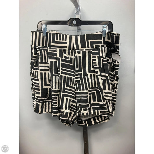 Shorts By Torrid In Grey & White, Size: 14