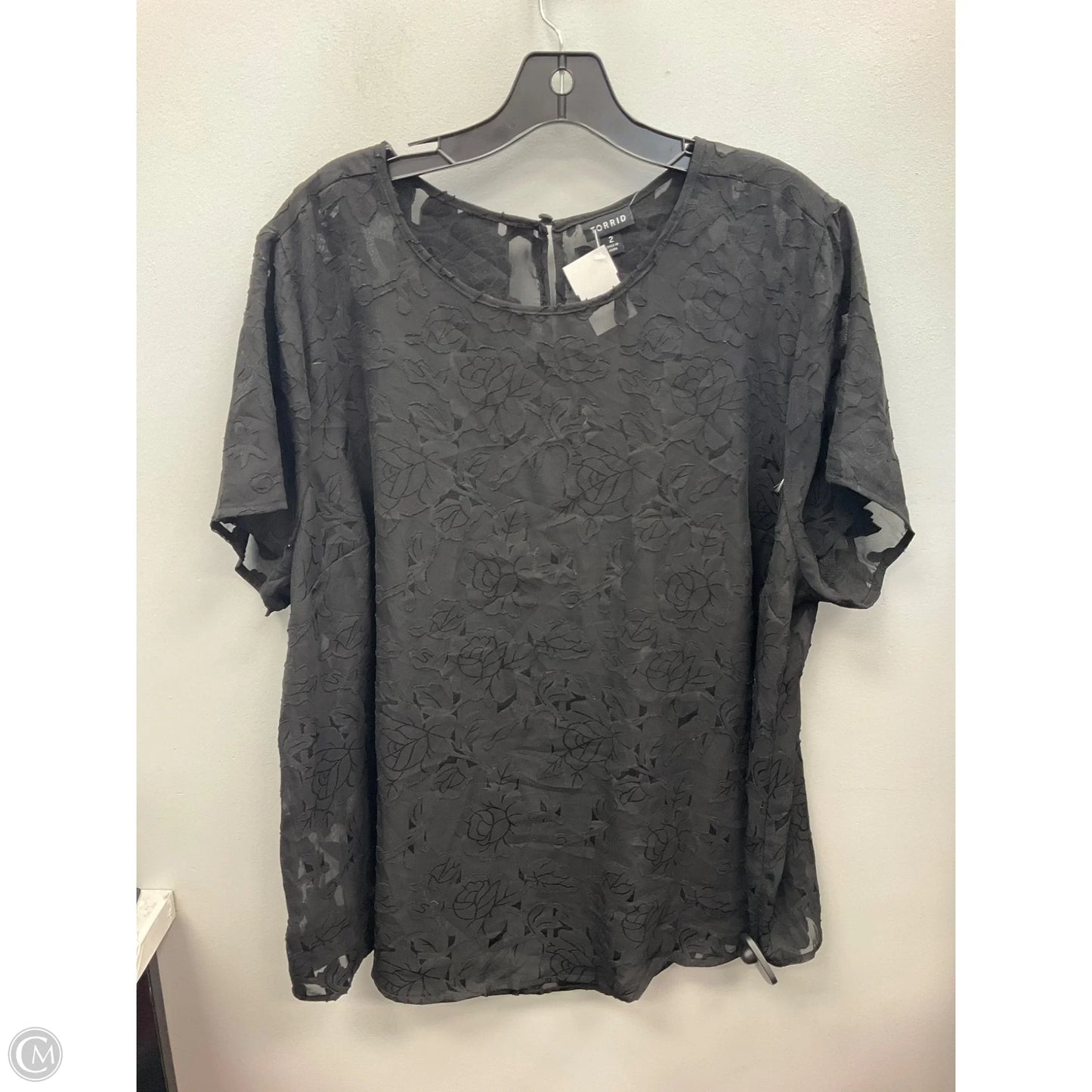 Top Short Sleeve By Torrid In Black, Size: 2x