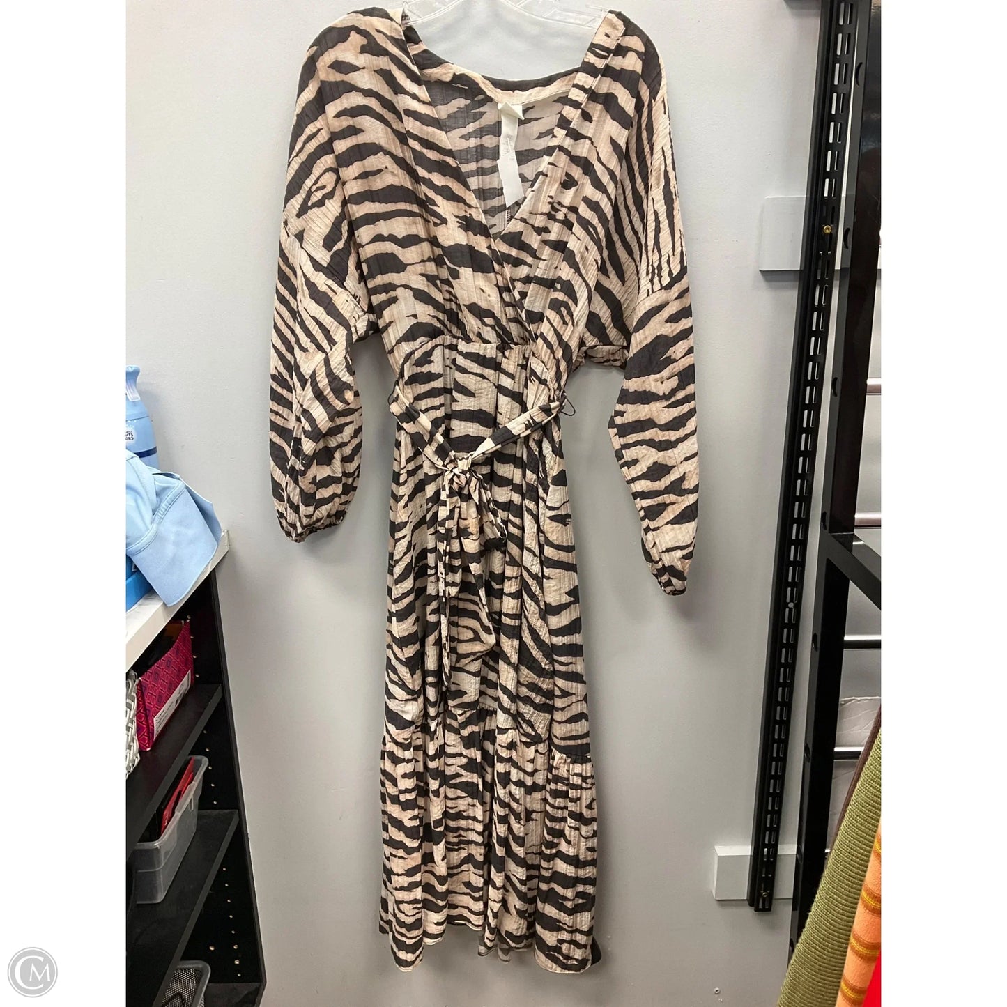 Dress Casual Midi By H&m In Brown & Cream, Size: M