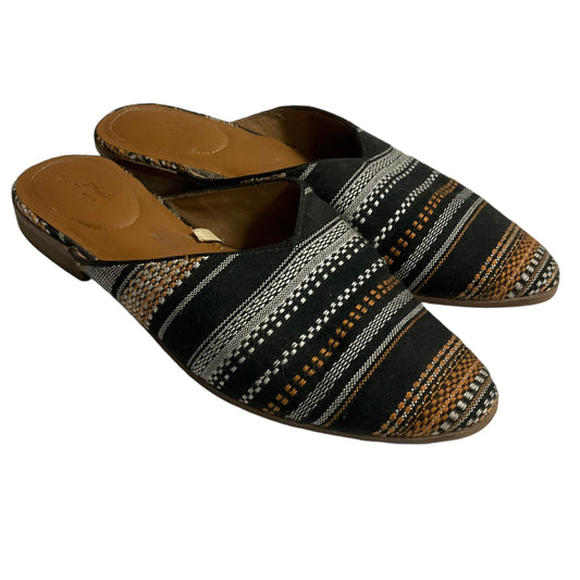 Shoes Flats By Universal Thread In Multi-colored, Size: 9