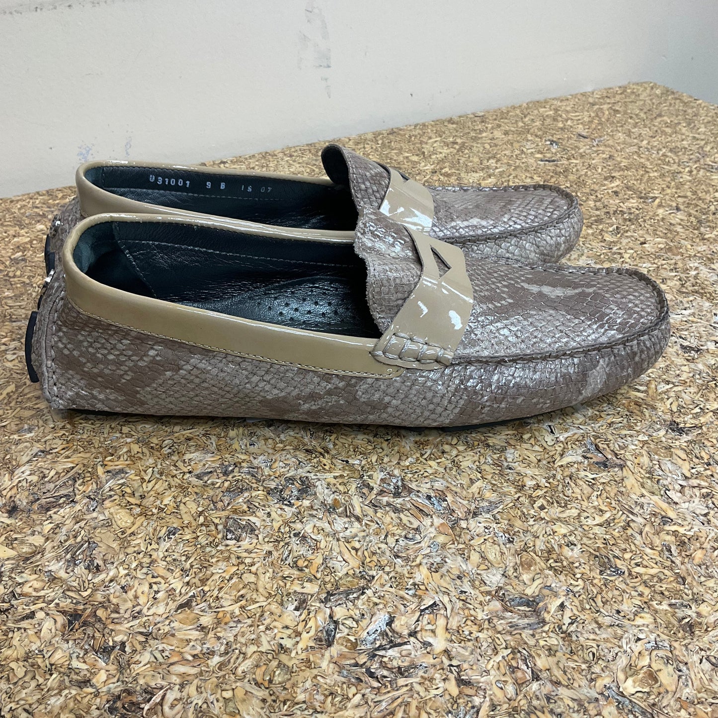 Shoes Flats By Cole-haan In Snakeskin Print, Size: 9