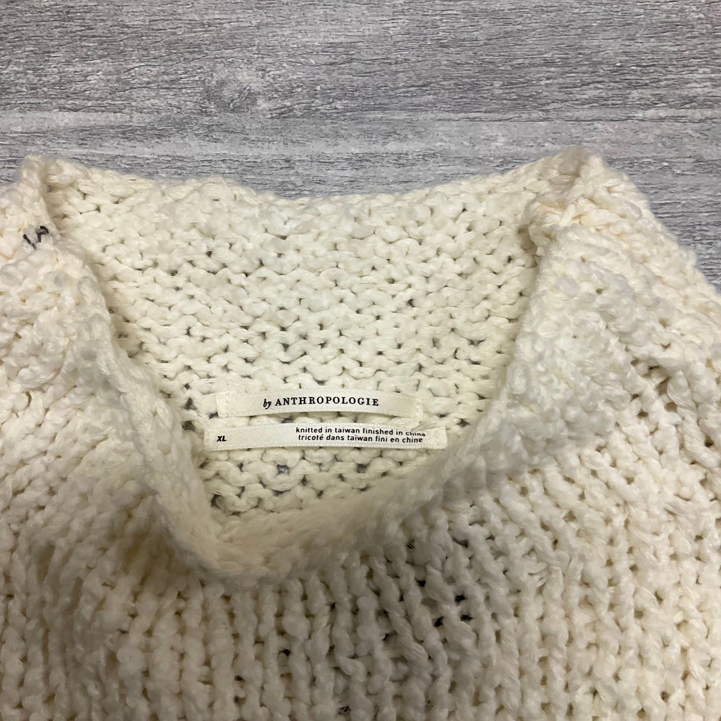 Sweater By Anthropologie In Cream, Size: Xl